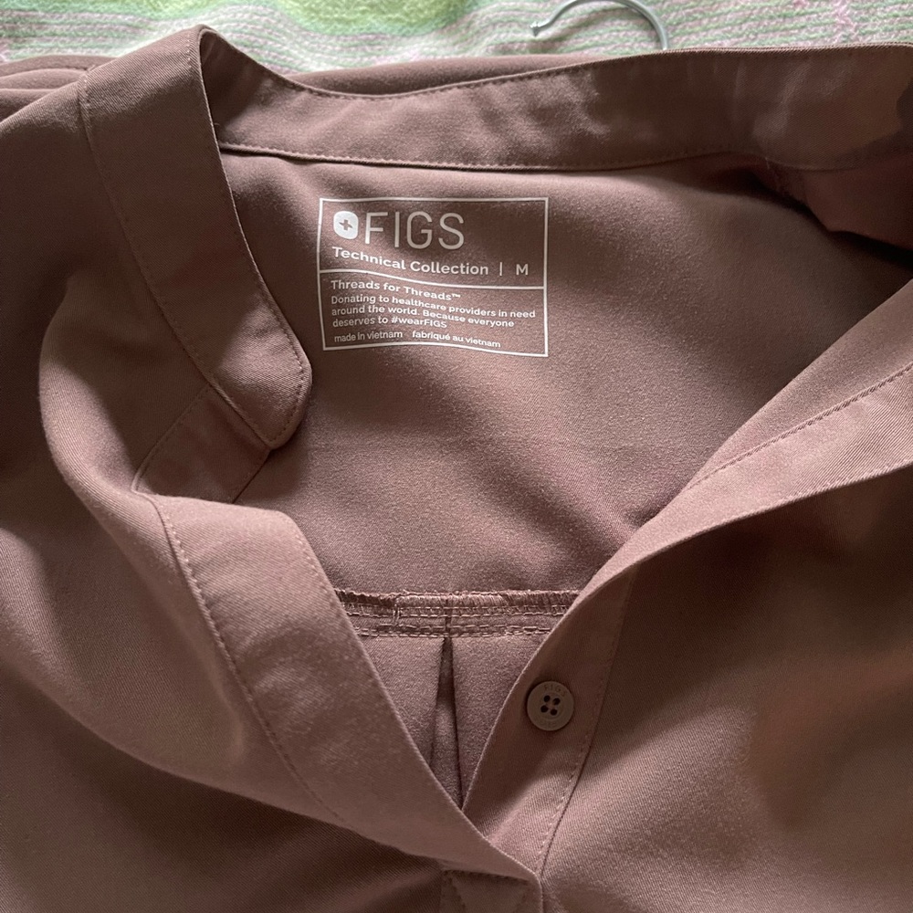 Figs Rafaela scrub top